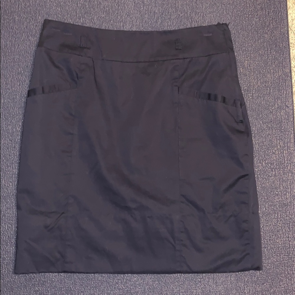 H&M Navy Blue Pencil Skirt!